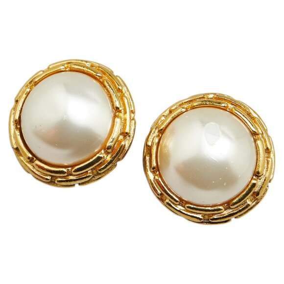 Chanel Clip-On Earrings Pearl #207991C42B